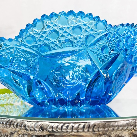 Vintage Kemble Glass Blue Pressed Glass Bowl Boat Sawtooth Edge Rose Motif EAPG - Picture 3 of 6